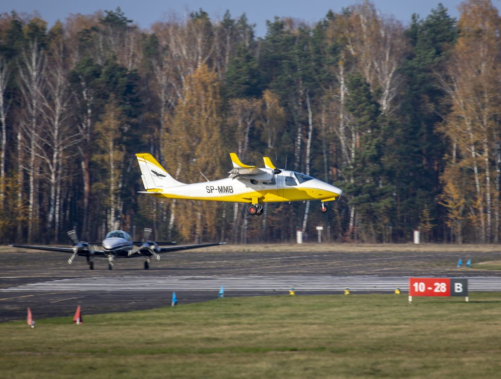 Samoloty General Aviation na Babicach fot. Piotr Bożyk